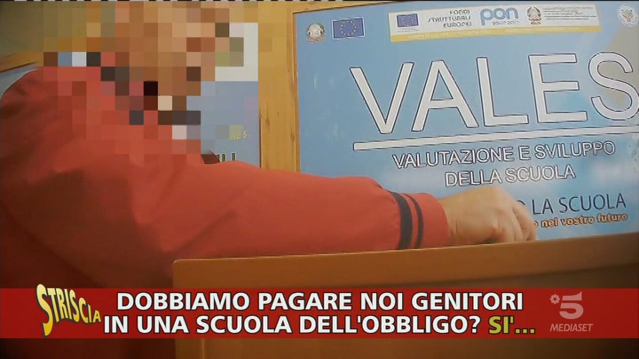 Il Contributo Volontario Scolastico è Obbligatorio Contributo alle scuole volontario ma obbligatorio - Striscia la notizia