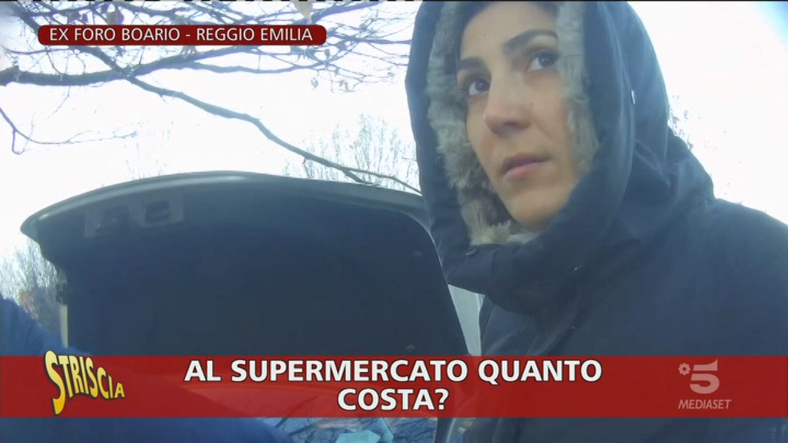 Reggio Emilia, mercato abusivo con merce di dubbia provenienza