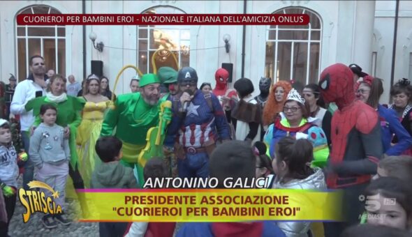 Una giornata cicaemozionante, regali di Babbo Natale per i super eroi