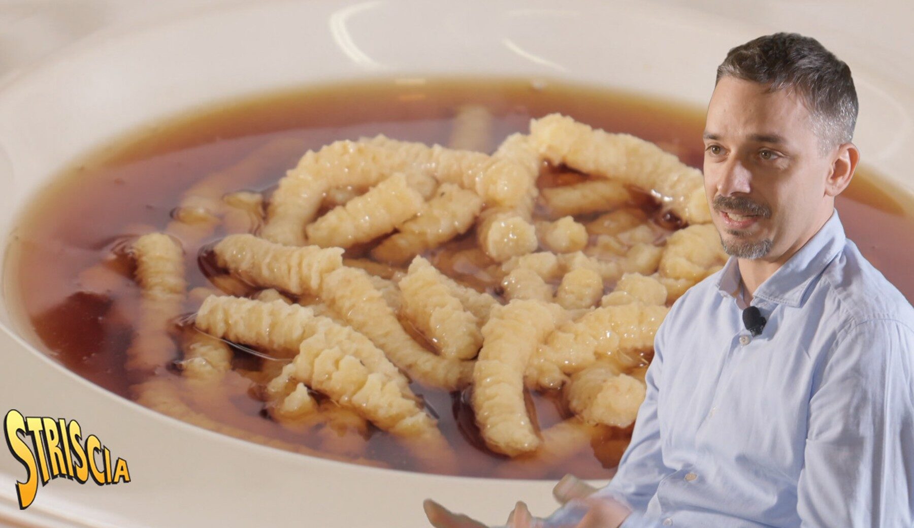 Questa sera a Striscia, i “Passatelli affumicati in brodo di verza tostata, semi di zucca e soia”
