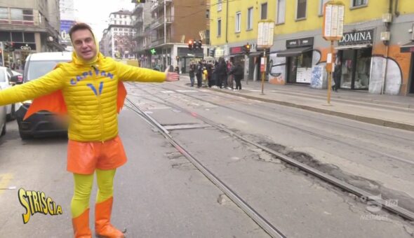 Capitan Ventosa alle prese con le strade sconnesse di Milano