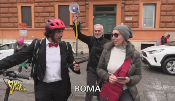 Andrea Rivera salva i pedoni sulle strisce di Roma