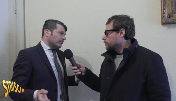 Stasera a Striscia nuove rivelazioni sul bando per Sanremo