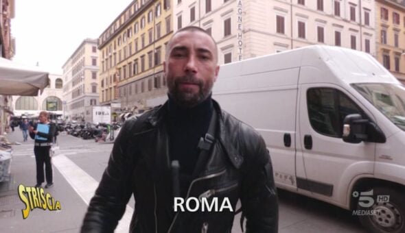 Brumotti a Roma Termini, dove si spaccia 24 ore al giorno