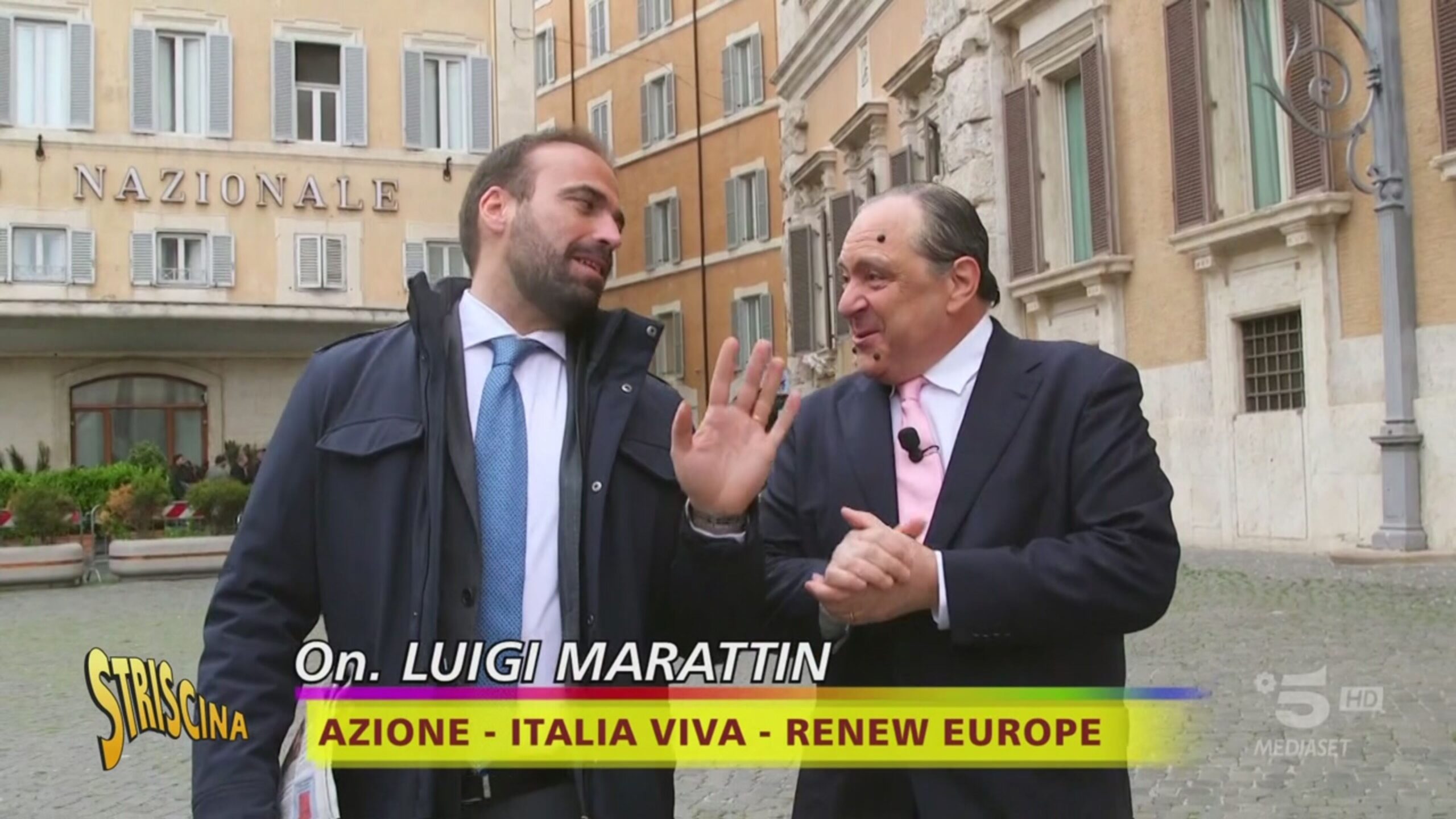 Il Vespone ha il ritmo di Meloni e Salvini nel sangue