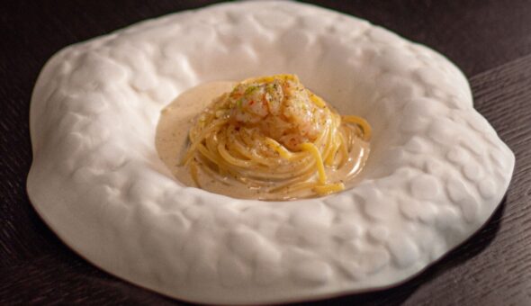 La “Cacio e pepe, gamberi e lime” di Michele Minchillo