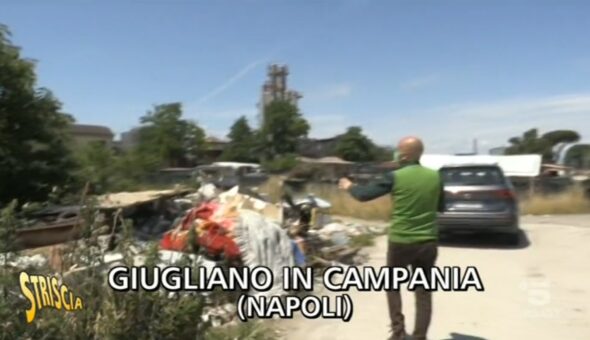 Sequestrati auto e rame nel campo nomadi di Giugliano raccontato da Striscia
