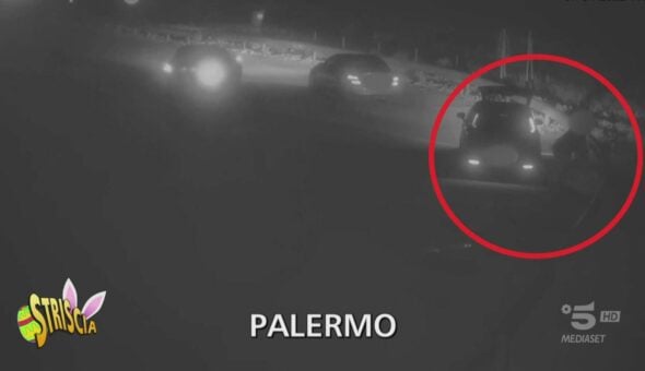 Campioni di inciviltà e di lancio di spazzatura in autostrada