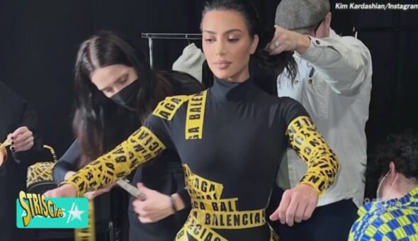 Kim Kardashian va oltre: è vestita da scena del crimine