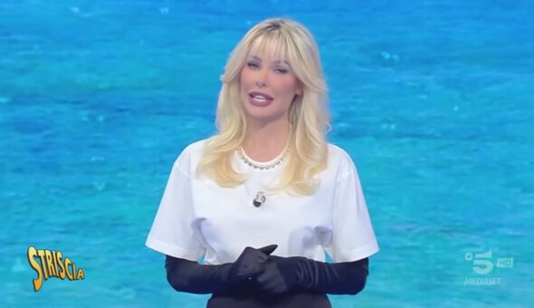 Ilary Blasi, la isla delle frecciatine