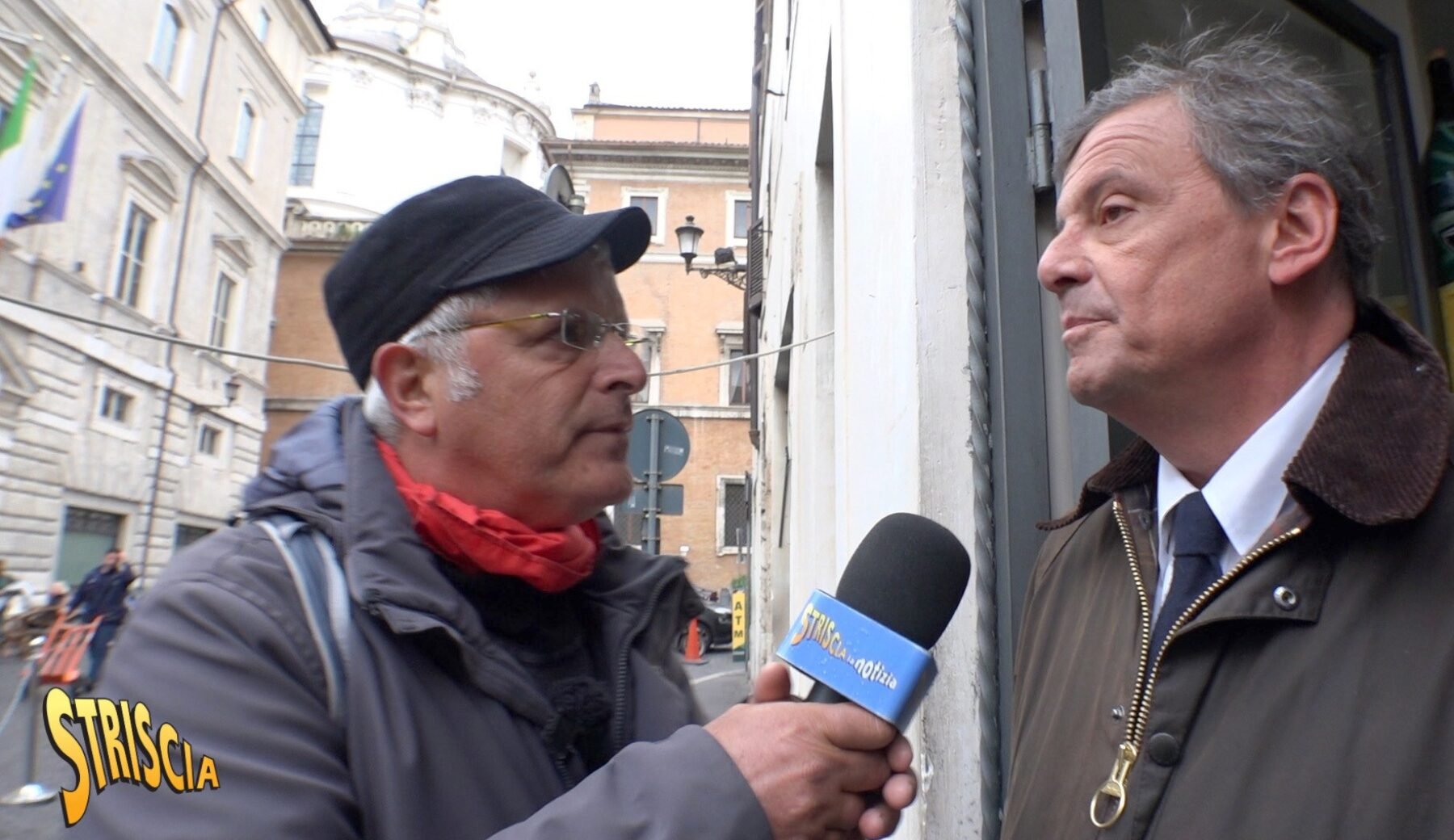 In esclusiva a Striscia, Calenda a Lucci: «Il partito unico non lo faremo, Renzi non vuole farlo»
