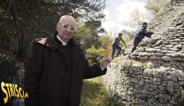 Oggi a Striscia, trulli e muretti a secco in Valle d'Itria