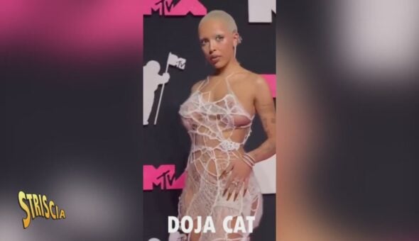 Quanta Moda Caustica ai VMAs!