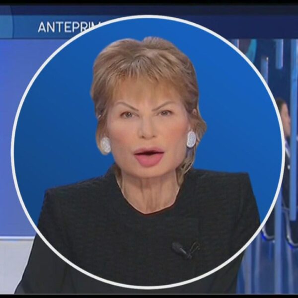 Perché Lilli Gruber si dà alla bigiotteria?
