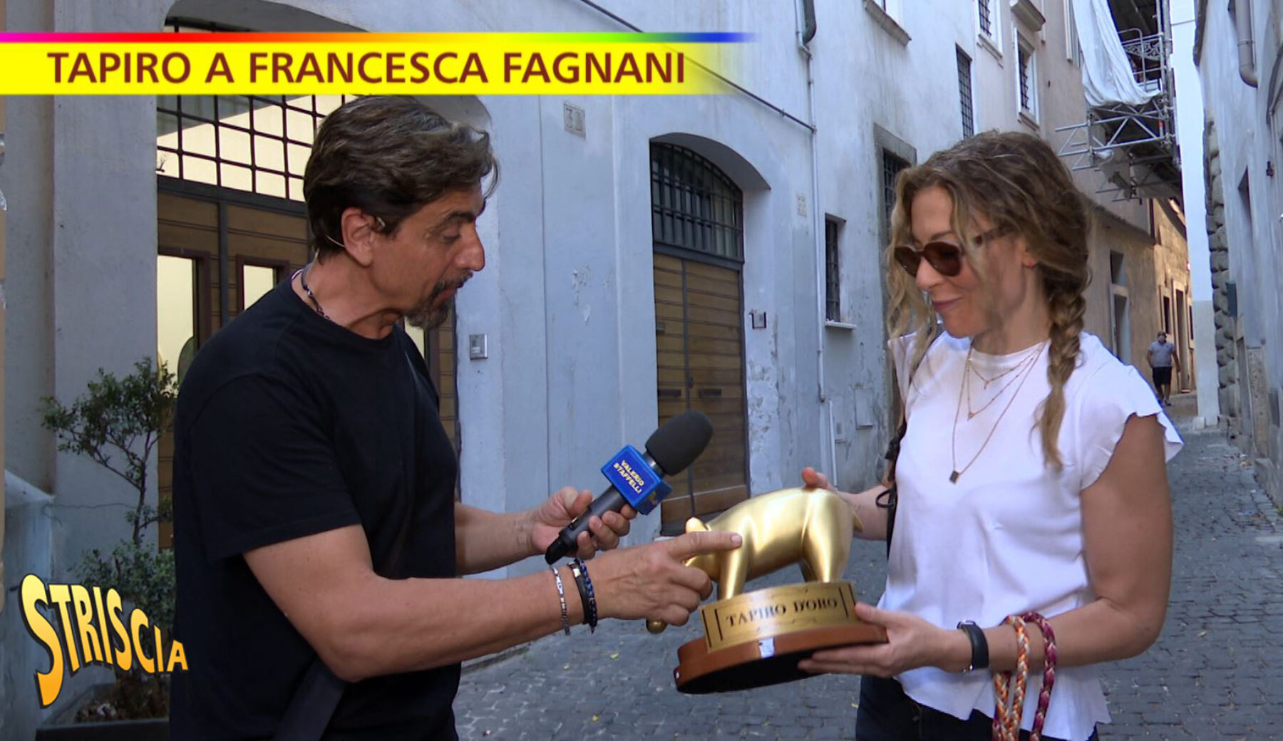 La Rai le vieta di invitare Fedez? Tapiro per Francesca Fagnani. Oggi a Striscia