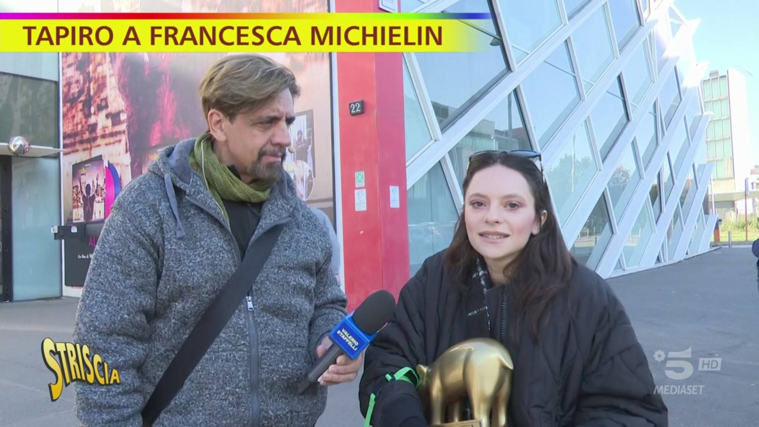 Tapiro a Francesca Michielin: “Cricca? Sono in Sony da quando ero adolescente”