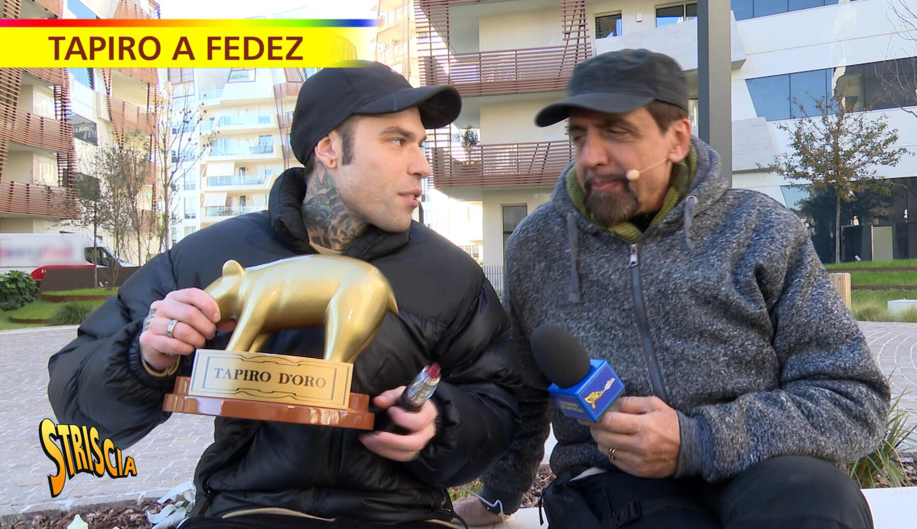 Tapiro d'oro a Fedez accusato da Morgan di averlo “epurato” da X Factor -  Striscia la notizia