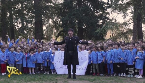 “Striscia la magia”, Casanova torna a scuola