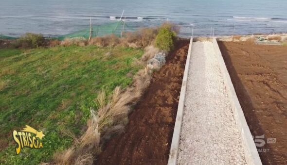 Mola di Bari, come sta la spiaggia di Sciala delle Cozze