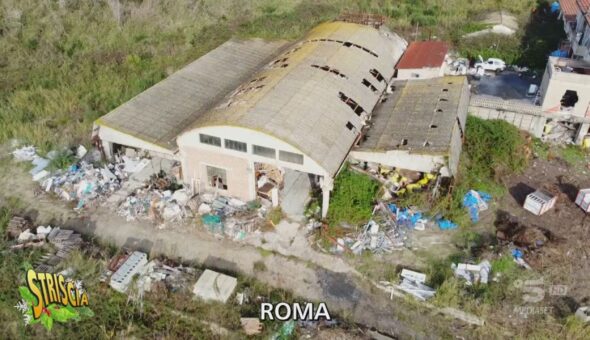 L'area dismessa (con amianto) abbandonata da più di 10 anni