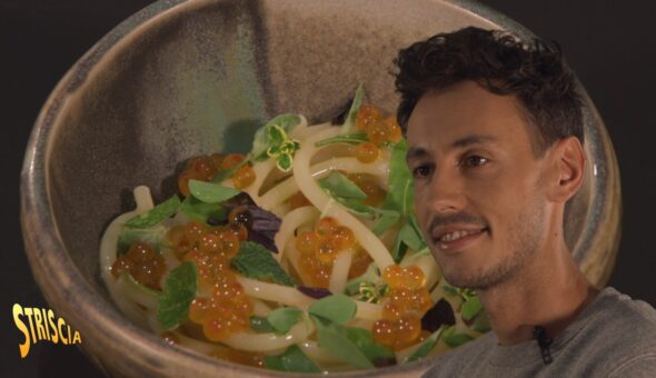 Stasera a Striscia lo “spaghetto freddo, grasso di trota e rabarbaro” di Michele Lazzarini