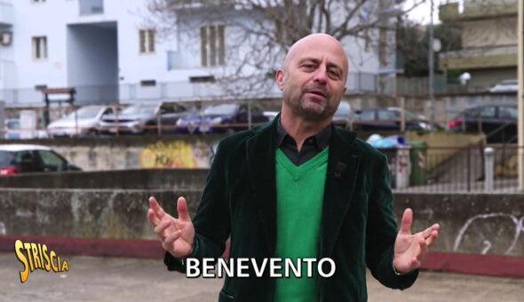 Stasera a Striscia, Abete torna a occuparsi di scontrini 