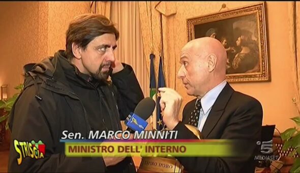 Paura dei terroristi? Macché, Minniti teme i Tapiri d'oro!