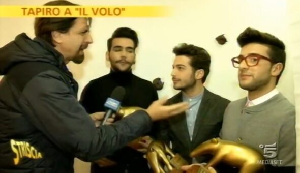 Per Il Volo un Tapiro “capolavoro” nel camerino tappezzato di cacche