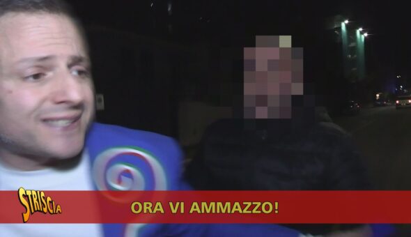 Oggi a Striscia, Riccardo Trombetta e la sua troupe aggrediti e minacciati a Roma da un venditore abusivo di pericolose tarantole