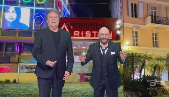 John Travolta con Enzino a Sanremo