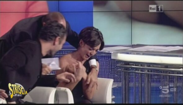 Bruno Vespa su Ambra Angiolini, un fallo da bollino rosso