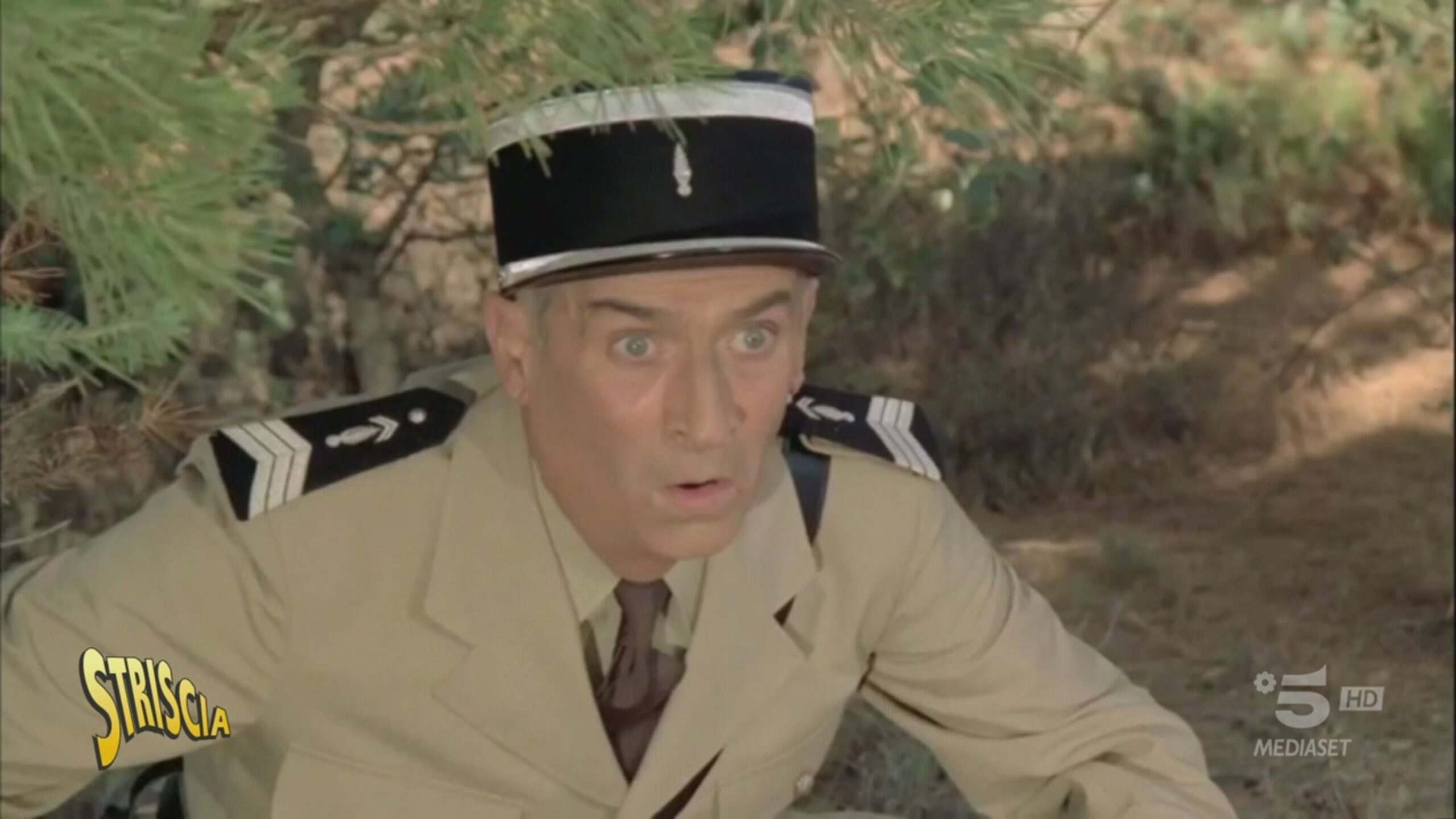 Луи де фюнес жандарм. Де фюнес жандарм и инопланетяне. Луи де фюнес жандарм. Де фюнес жандарм и инопланетяне. Де фюнес жандарм и инопланетяне.