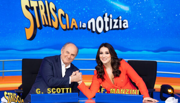 Da lunedì 11 marzo torna al timone di Striscia la notizia la coppia formata da Francesca Manzini e Gerry Scotti, insieme per il quinto anno consecutivo