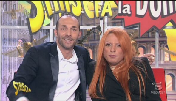 Striscia la domenica 6 febbraio 2011