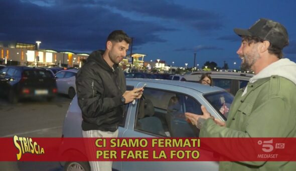 Molfetta, le merdine di Brumotti liberano i posti auto per disabili