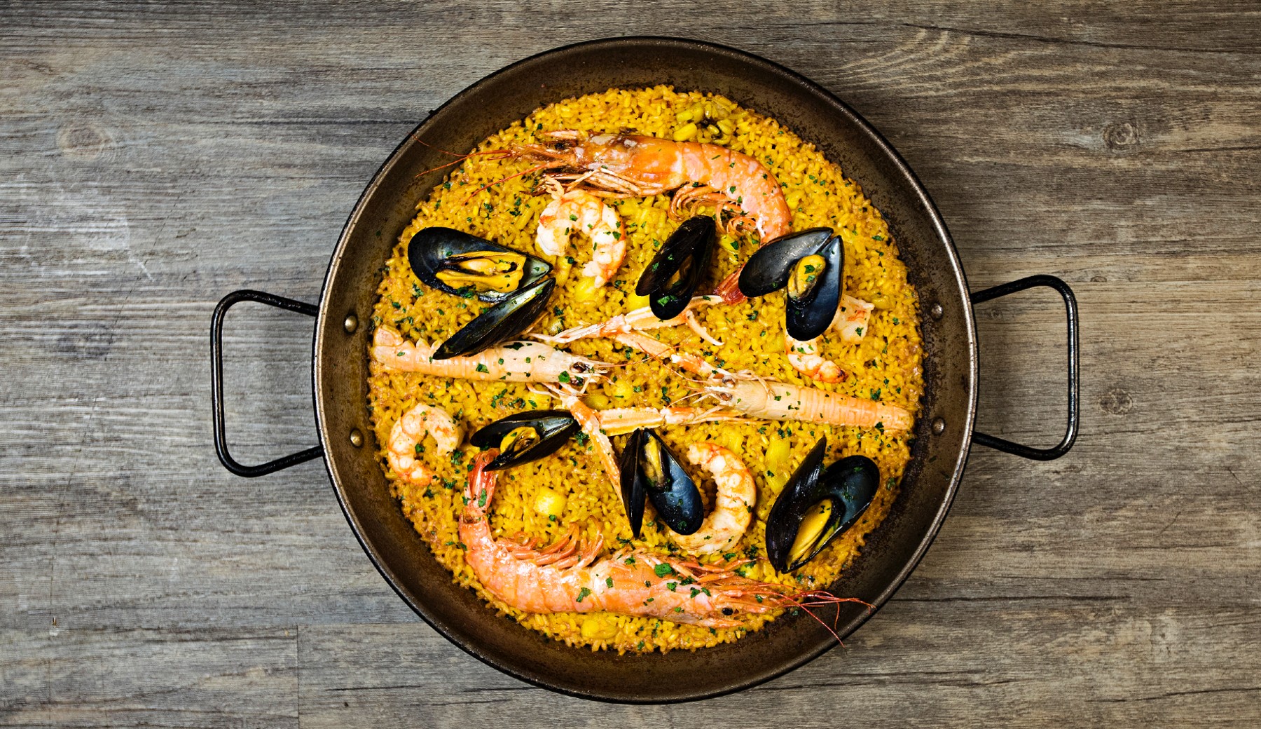 La “Paella de Mariscos” di Mateus Avila Lobo Coelho e Alice Paglia 