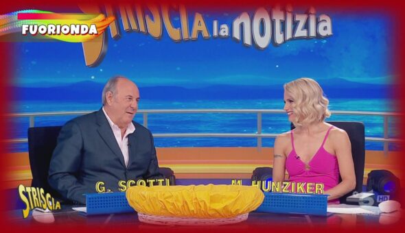 Striscia non fa sconti a nessuno: ecco i fuorionda di Michelle Hunziker e Gerry Scotti