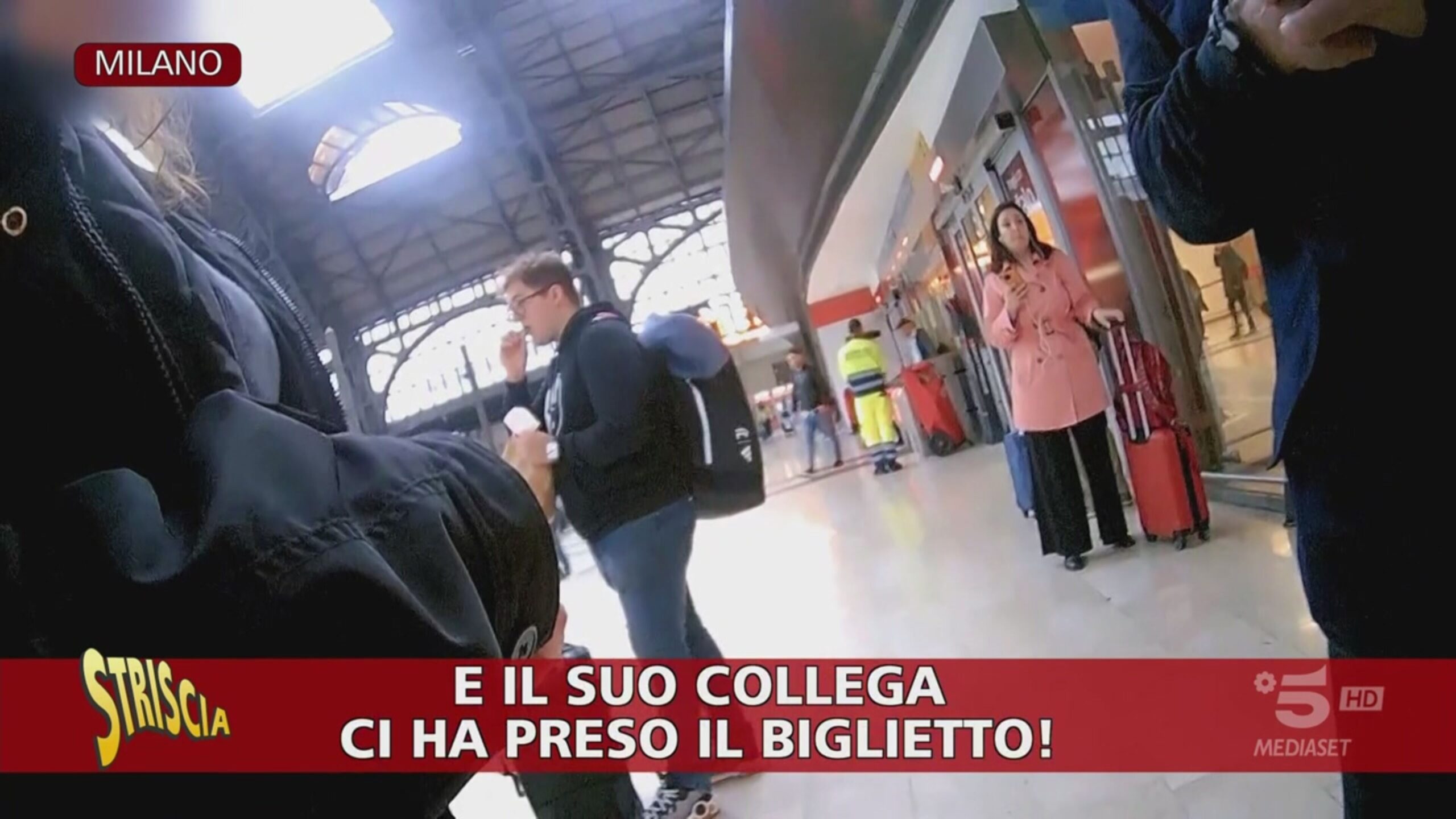 Alla stazione centrale di Milano vietato l’ingresso a Striscia