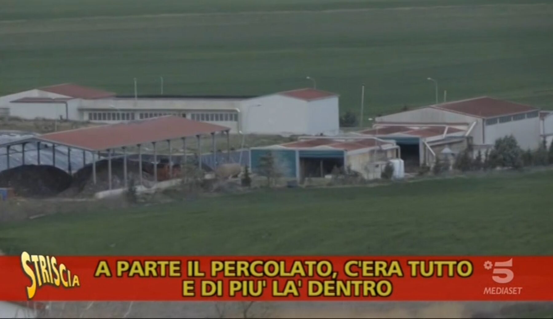 Incendio alla discarica di Deliceto. I servizi di Striscia