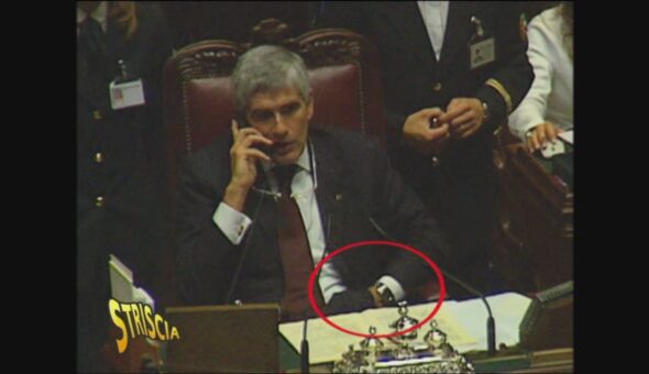 Casini e il sexy shop
