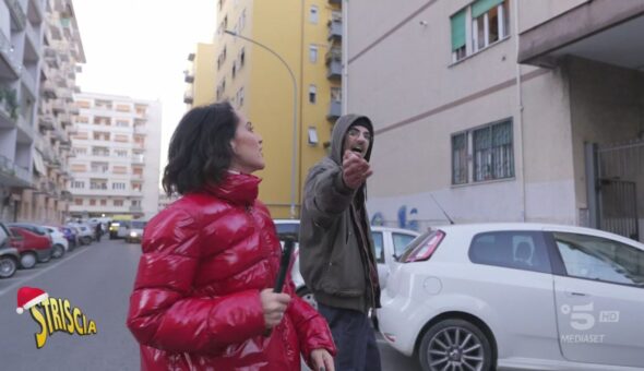 Cinecittà occupata, Rajae Bezzaz aggredita e minacciata