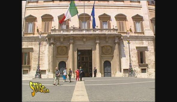 Luca Luca incontra i politici