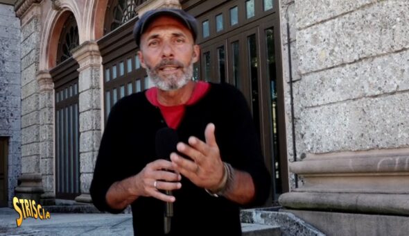 Stasera a Striscia: smascherata da Max Laudadio l'organizzazione che sfruttava i senzatetto per riciclare denaro sporco. La Polizia interviene durante il servizio e ferma la banda