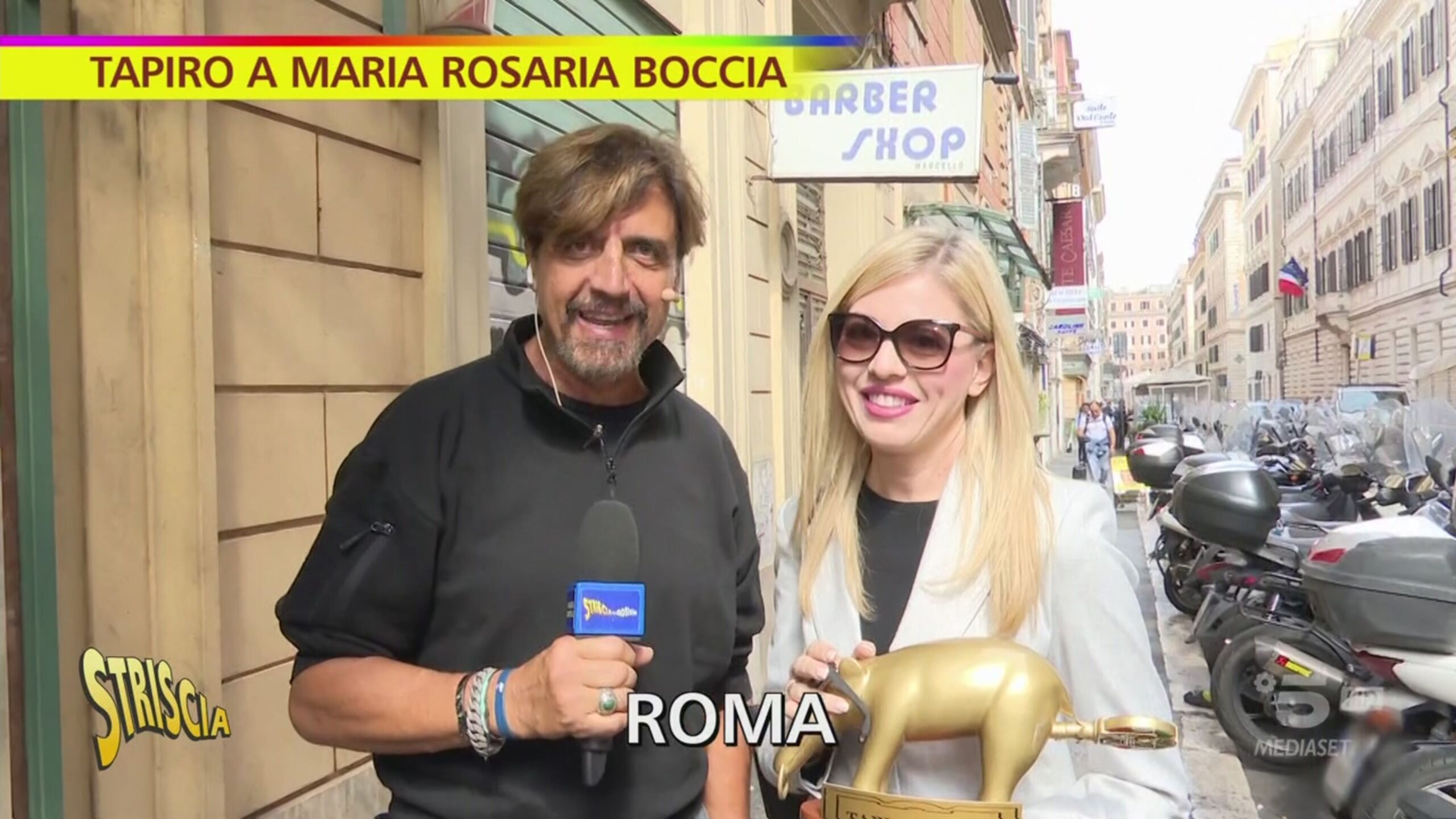 www.striscialanotizia.mediaset.it