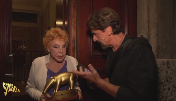 Questa sera a Striscia la notizia primo Tapiro d'oro a Ornella Vanoni