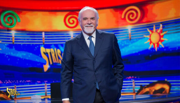 Ad Antonio Ricci un premio nel nome del grande Beppe Fenoglio: il vicedirettore del Corriere della Sera Aldo Cazzullo gli consegna il 
