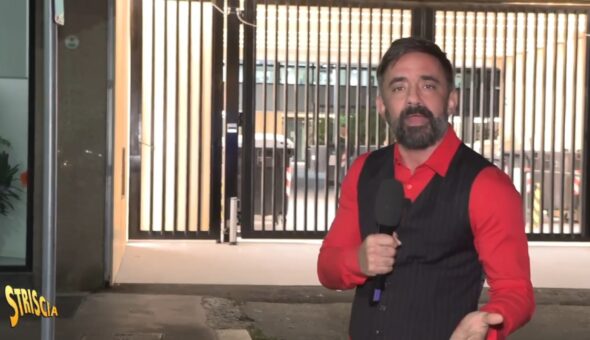 Stasera a Striscia, Massimo Giannini critica duramente lo smart working. Ma lui lo praticherà?