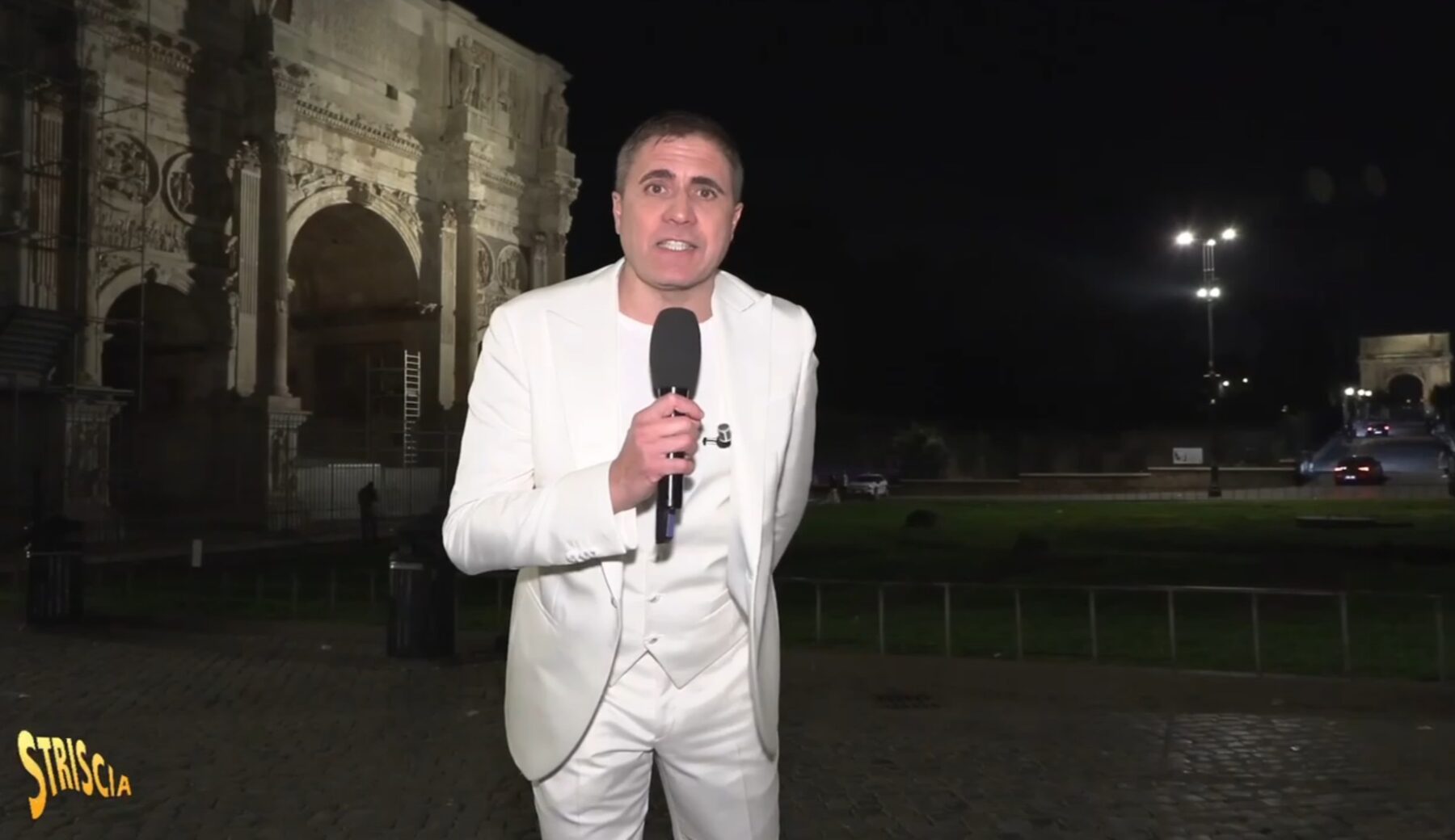 Oggi a Striscia: Comune di Roma e borse di studio “fantasma”. Il giorno dopo i servizi di Morello ricompare il concorso mai partito (ma i dubbi restano)