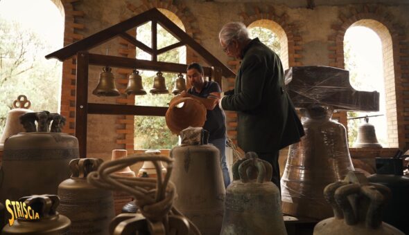 Stasera a Striscia: Davide Rampello e le antiche fonderie di campane a Burgio, Agrigento
