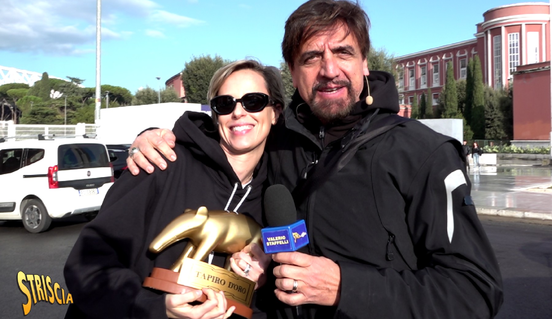 Stasera a Striscia: Tapiro d’oro a Federica Pellegrini dopo la cacciata del suo partner a Ballando con le stelle